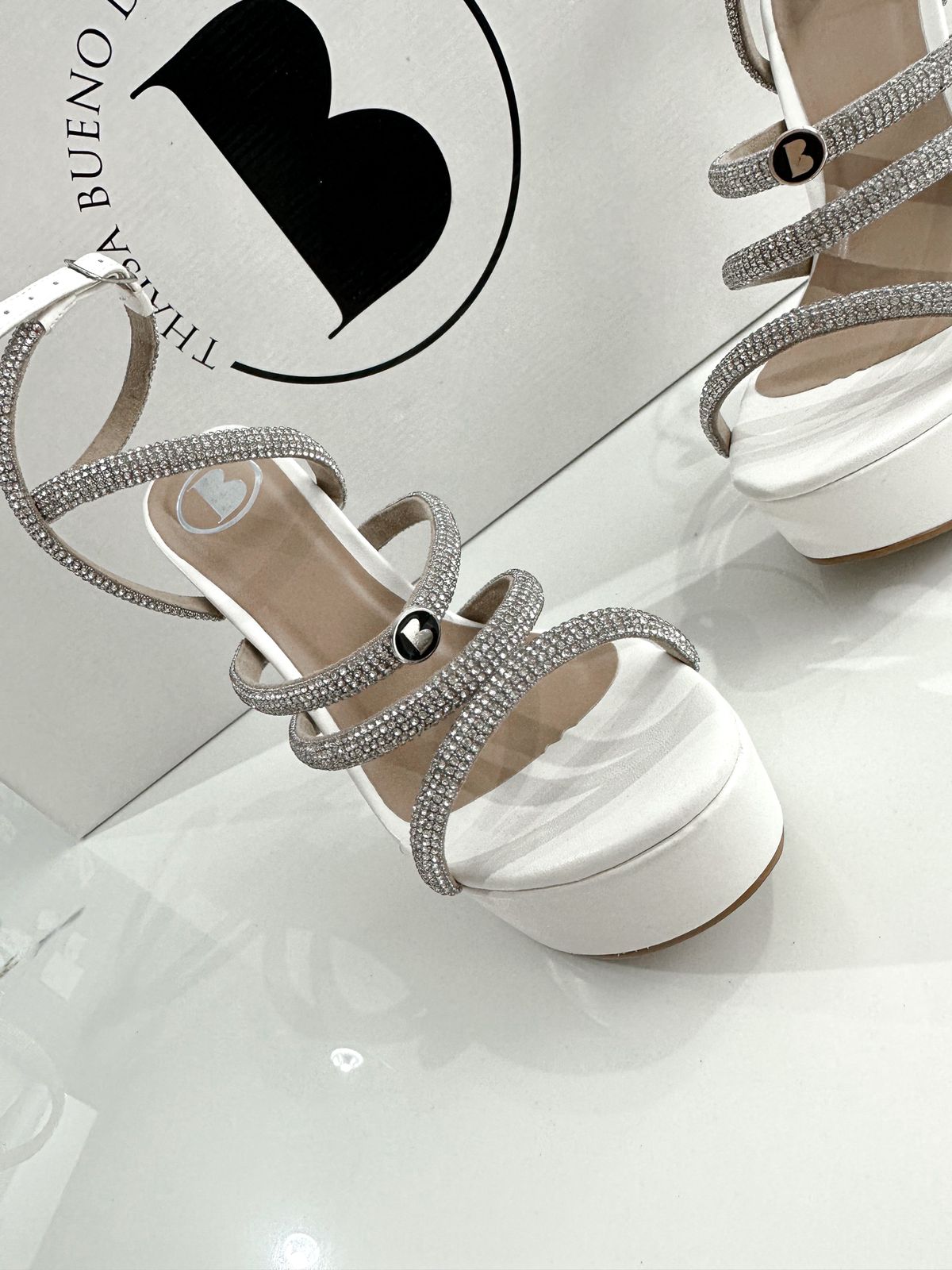 SANDLIA SALTO FINO SHINE
